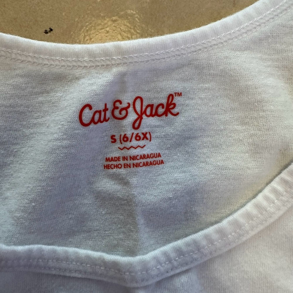 Cat & Jack rainbow unicorn top